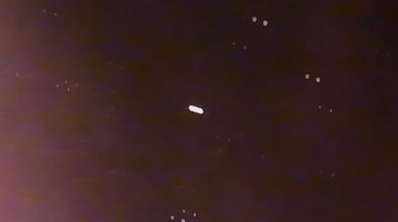 3-03-2020 UFO Tic Tac 2 Flyby below the Cloud layer